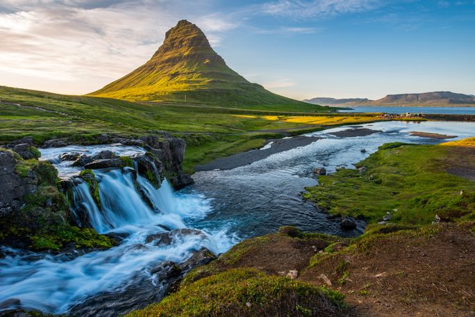 Iceland: Land of Fire & Ice 