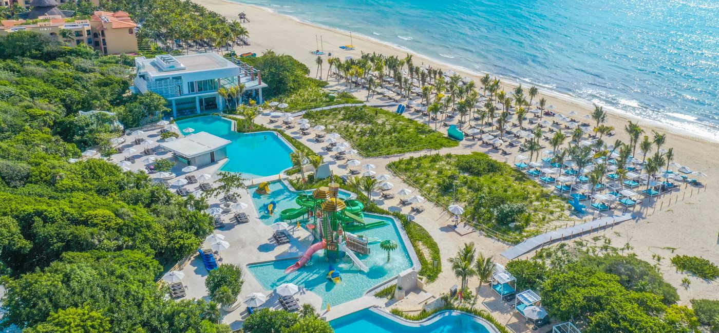 Image: Aerial view of Sandos Playacar. (Photo Credit: Sandos Hotels & Resorts)