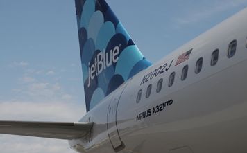 A JetBlue A321neo.