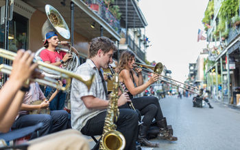 New Orleans, New Orleans & Company, musicians, street performers